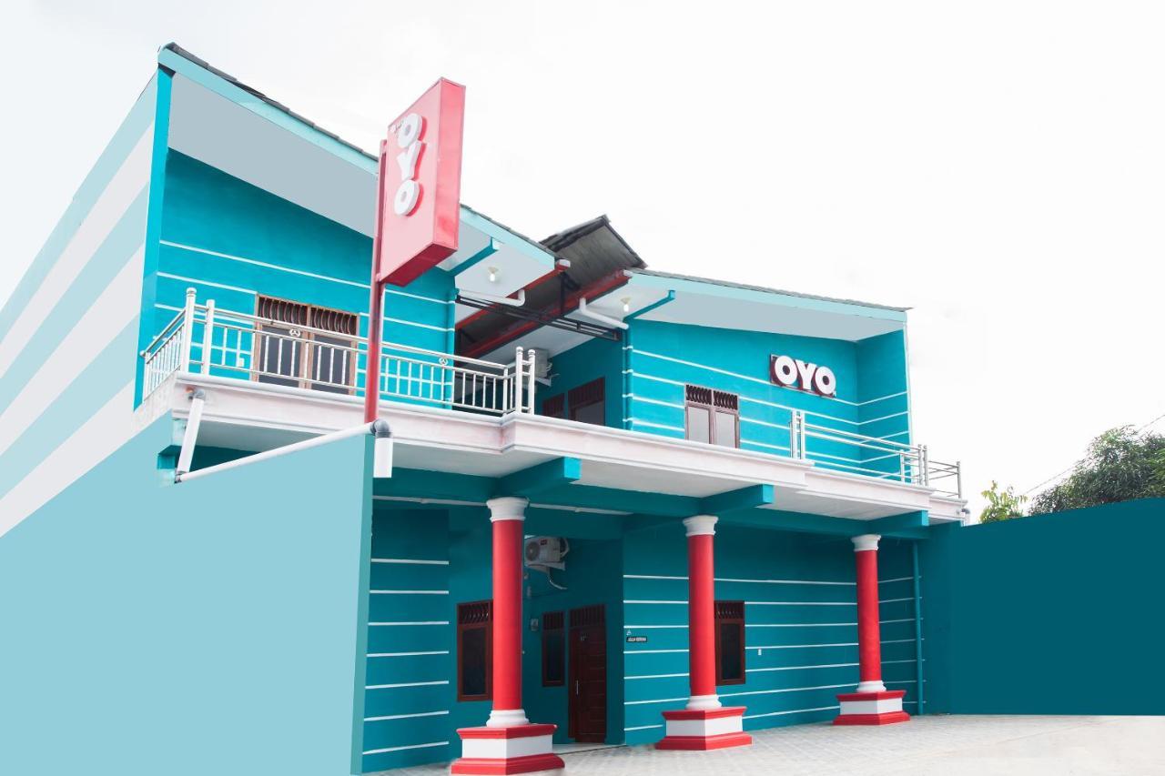 Oyo 1978 Pondok Indah Residence Medan Exterior foto